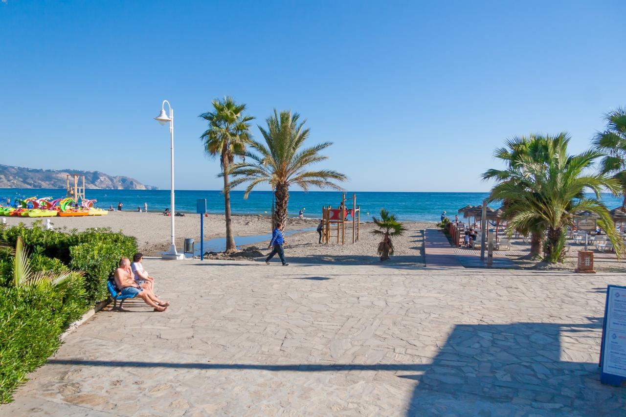 Burriana Playa Carmona Nerja Exterior foto